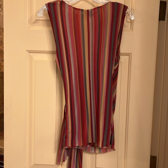 Top - Picture 3 of 3